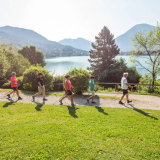 Nordic Walking im Freien Nordic Walking im Freien