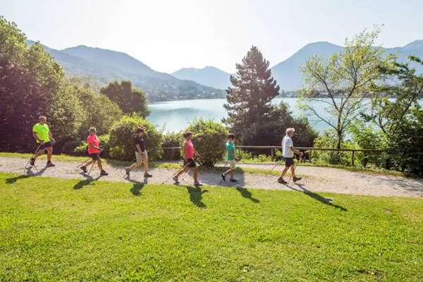 Nordic Walking im Freien Nordic Walking im Freien